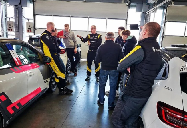 Clio Cup : T2CM lance sa saison 2 Clio Cup : T2CM lance sa saison 2