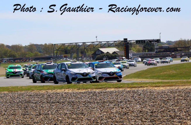 C'est reparti pour un tour ! C'est reparti pour un tour !