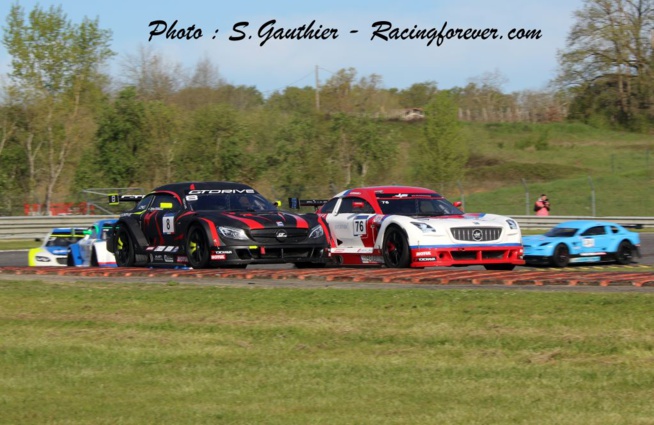 Les Juniors n'ont plus froid aux yeux Les Juniors n'ont plus froid aux yeux