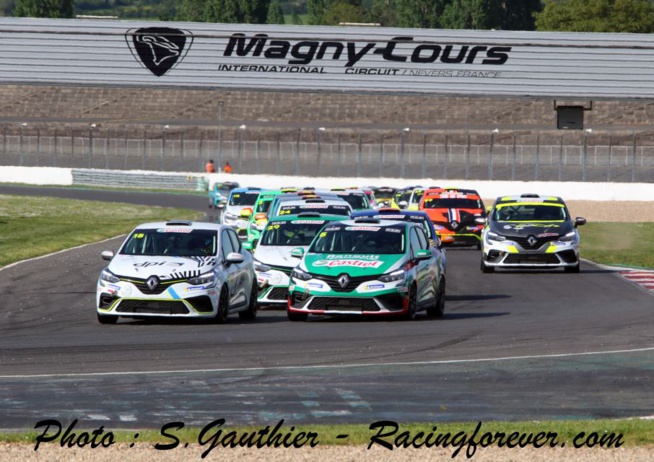 Le départ de la course 1 Le départ de la course 1