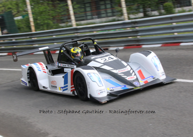 Le champion en titre, Xavier Fouineau remporte 2 courses à Pau Le champion en titre, Xavier Fouineau remporte 2 courses à Pau