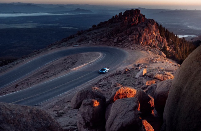 Alpine et le défi de Pikes Peak Alpine et le défi de Pikes Peak