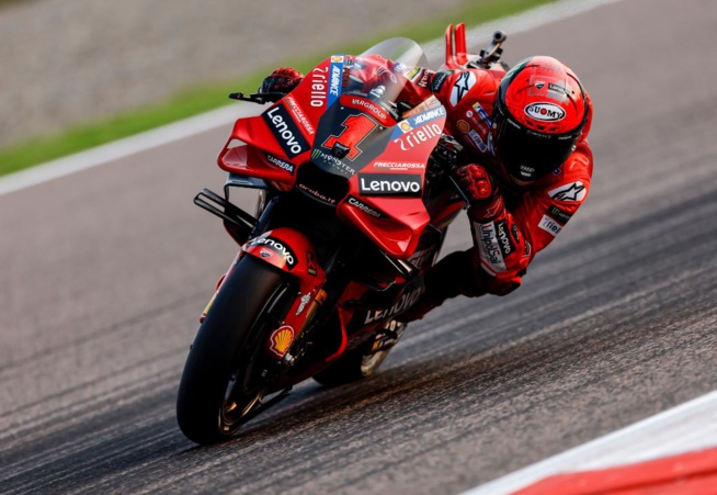 0 point pour le leader du championnat 0 point pour le leader du championnat