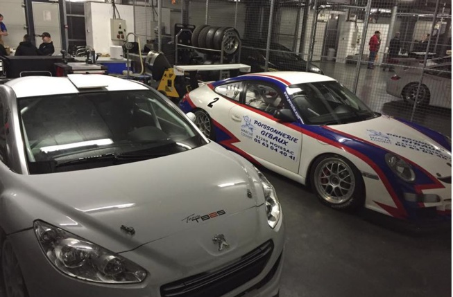 Les 2 voitures engagées à Nogaro en catégorie GT Les 2 voitures engagées à Nogaro en catégorie GT