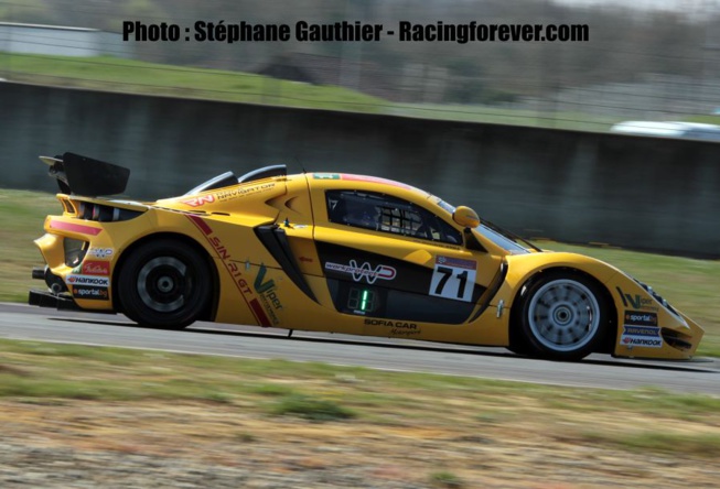 La Sin R1GT4 est une GT d'origine Bulgare La Sin R1GT4 est une GT d'origine Bulgare