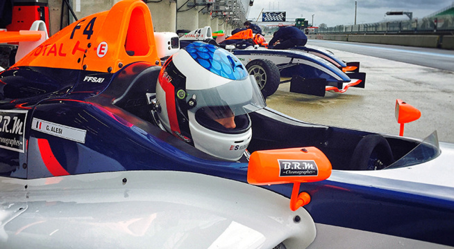 Guliano se lance dans les traces de son père Jean Alesi (ancien pilote F1) Guliano se lance dans les traces de son père Jean Alesi (ancien pilote F1)