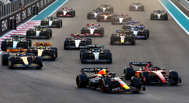 Le départ et le duel entre Verstappen et Leclerc © RedBull Media Le départ et le duel entre Verstappen et Leclerc © RedBull Media