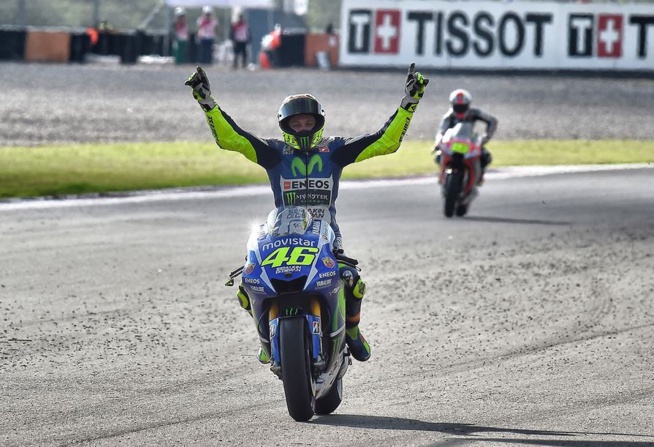Donnez une moto à Rossi, il l'amènera jusqu'à la victoire ! Donnez une moto à Rossi, il l'amènera jusqu'à la victoire !