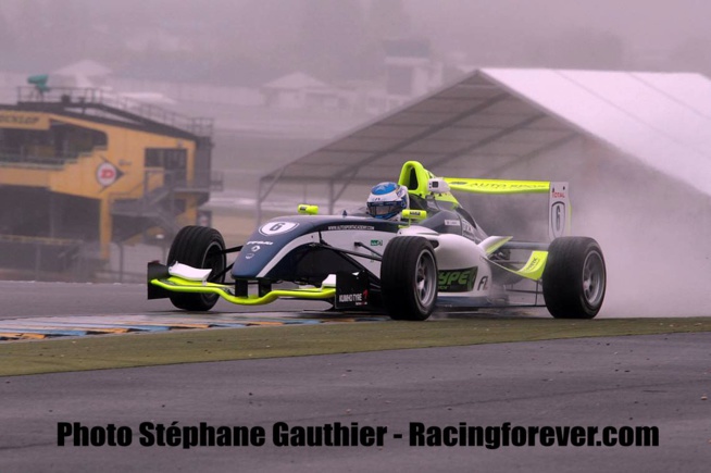 Des conditions délicates pour les monoplaces F4 Des conditions délicates pour les monoplaces F4