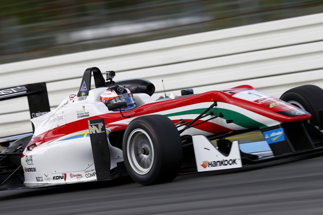 Rosenqvist large vainqueur : © ITR / FIA European F3 Rosenqvist large vainqueur : © ITR / FIA European F3