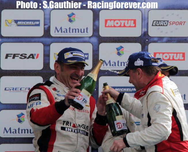 Des podiums bien arrosés sur le podium du circuit Bugatti Des podiums bien arrosés sur le podium du circuit Bugatti