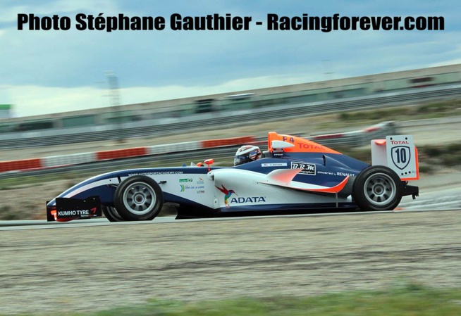 Michael a seulement 14 ans Michael a seulement 14 ans