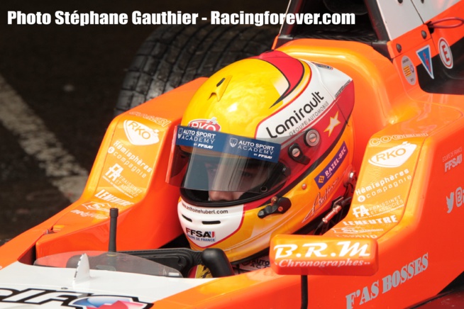 La french touch pour Anthoine Hubert La french touch pour Anthoine Hubert