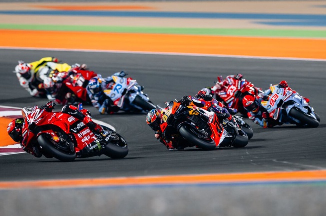 Le champion en titre prend d'entrée la tête(Rob Gray Polarity photo) Le champion en titre prend d'entrée la tête(Rob Gray Polarity photo)