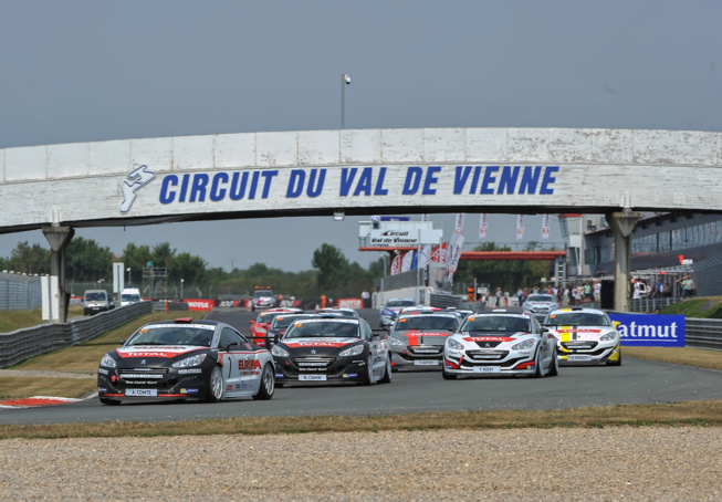 Le départ de la course 2 (Photo Antoine Camblor)