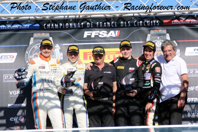Des podiums tout sourire à l'arrivée Des podiums tout sourire à l'arrivée