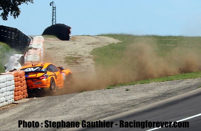 Un premier crash dans le premier tour Un premier crash dans le premier tour