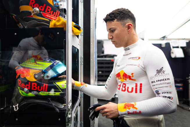 Isack Hadjar perd encore de gros points (Dutch Photo Agency RB Content pool) Isack Hadjar perd encore de gros points (Dutch Photo Agency RB Content pool)