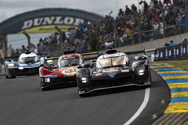 Toyota a lutté pour la victoire (Photo Toyota) Toyota a lutté pour la victoire (Photo Toyota)