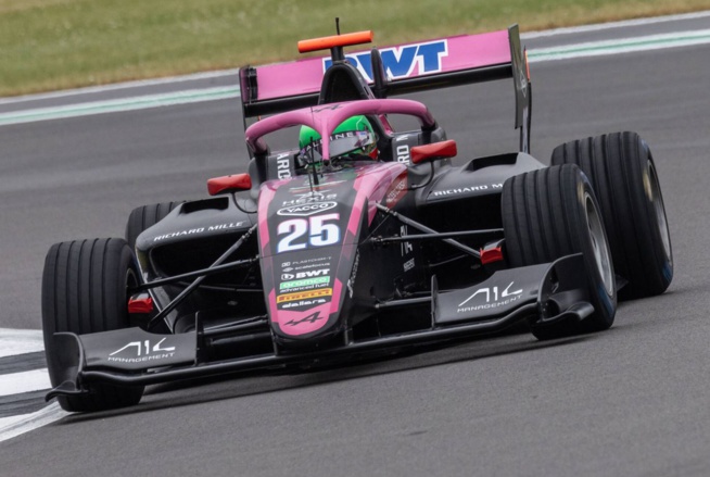 Tsulov s'impose en Hongrie (Photo Alpine) Tsulov s'impose en Hongrie (Photo Alpine)