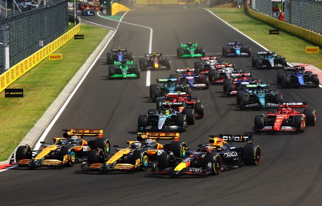 Dès le départ c'est chaud ! (Getty Images / Red Bull content pool) Dès le départ c'est chaud ! (Getty Images / Red Bull content pool)