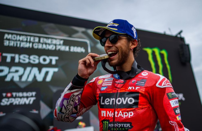 Les médailles d'or sont tendances en ce moment (Photo Ducati) Les médailles d'or sont tendances en ce moment (Photo Ducati)