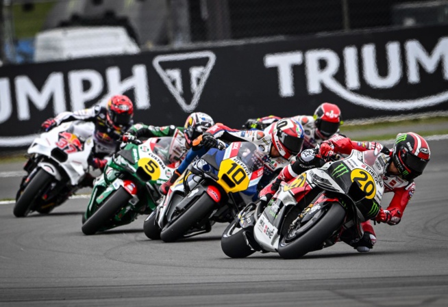 Des livrées spéciales sur les motos (Photo Yamaha) Des livrées spéciales sur les motos (Photo Yamaha)