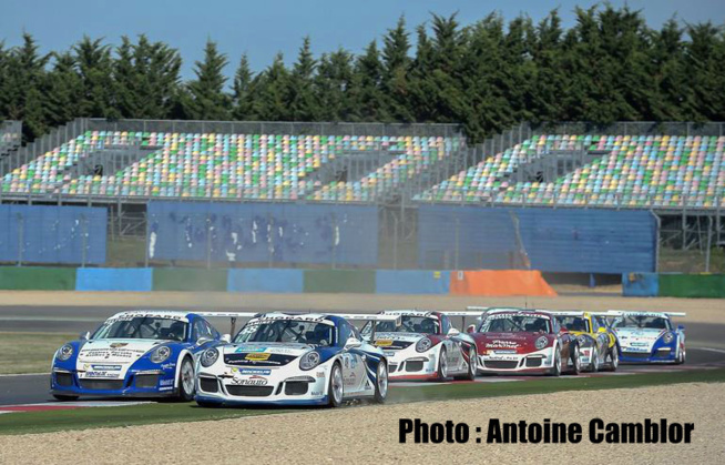A Magny-Cours, dur de se faire une place au soleil ! A Magny-Cours, dur de se faire une place au soleil !