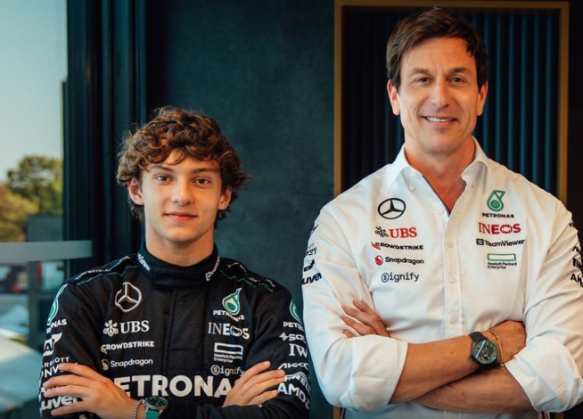 Le jeune protégé de Mercedes accède à la F1