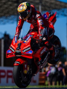 Pecco en difficulté avec l'avant dans ce GP (Photo Ducati) Pecco en difficulté avec l'avant dans ce GP (Photo Ducati)