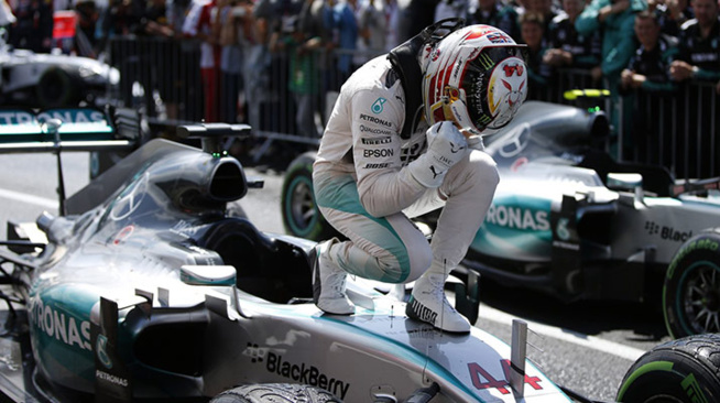Après la victoire d'Hamilton, Mercedes remporte son 2e titre constructeur