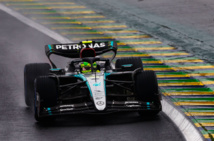 Hamilton à la peine © AMG Mercedes F1 Hamilton à la peine © AMG Mercedes F1