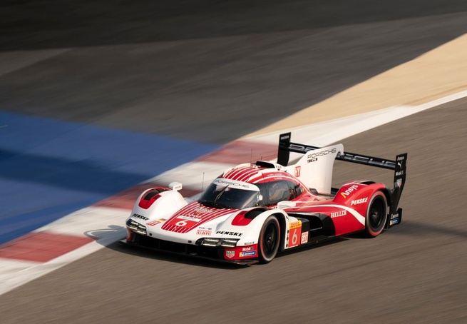 (Photo Porsche AG) (Photo Porsche AG)