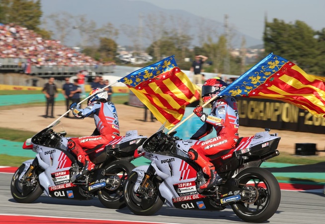 On oublie pas Valencia pour ce final (Gold&Goose redbull Content pool) On oublie pas Valencia pour ce final (Gold&Goose redbull Content pool)