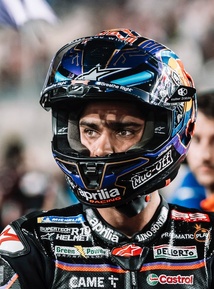 Jorge a remis le casque Jorge a remis le casque