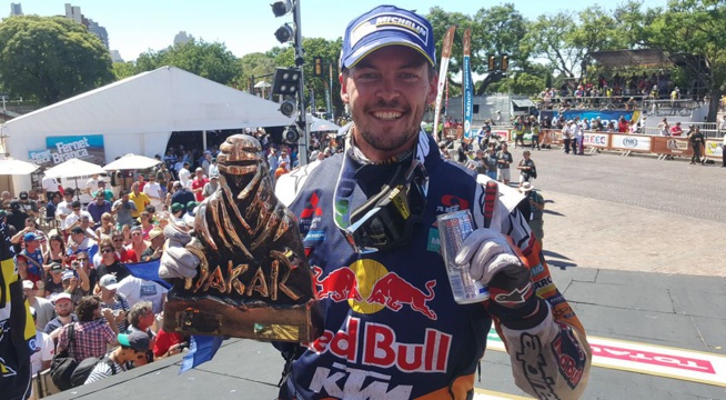 Toby Price s'impose chez les motards Toby Price s'impose chez les motards