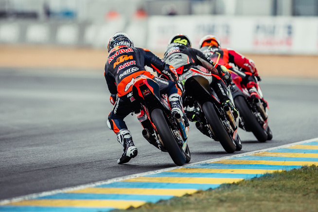 il faut parfois attendre son heure (Rob Gray Polarity Photo)
