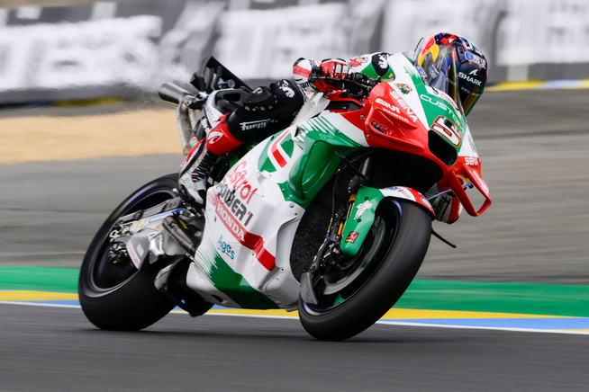 Quelle maîtrise de Zarco ! (Gold&Goose RedBull Content pool) Quelle maîtrise de Zarco ! (Gold&Goose RedBull Content pool)