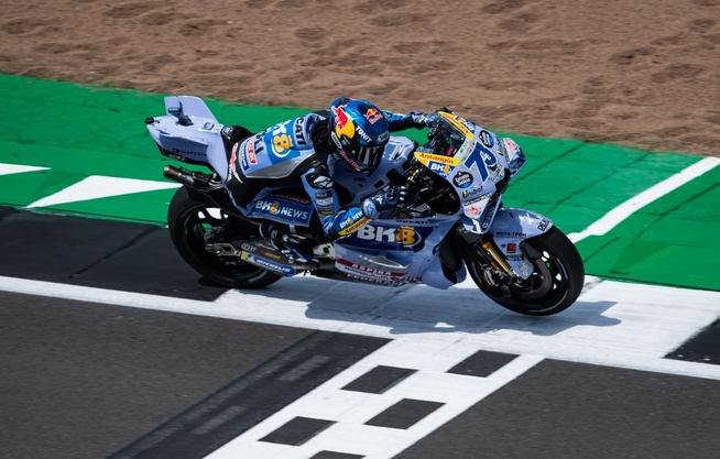 Alex Marquez s'impose à son frère en Sprint à Silverstone Alex Marquez s'impose à son frère en Sprint à Silverstone