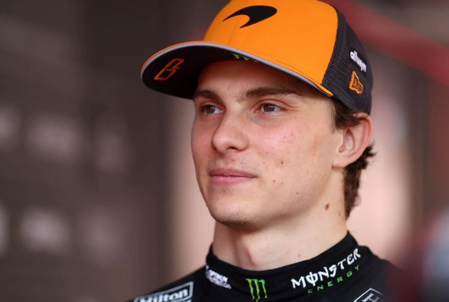 Piastri en maîtrise à Barcelone (Photo McLaren) Piastri en maîtrise à Barcelone (Photo McLaren)