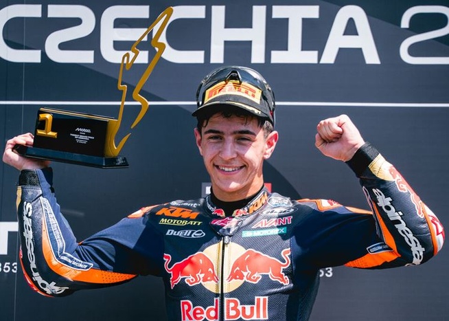 7e succès pour le professeur de la Moto3 (Rob Gray Polarity photo) 7e succès pour le professeur de la Moto3 (Rob Gray Polarity photo)