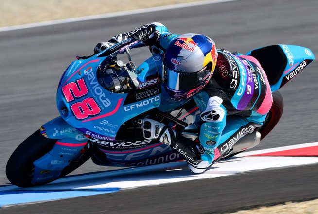 Quiles continue d'impressionner aussi (Gold&Goose Red Bull Content pool) Quiles continue d'impressionner aussi (Gold&Goose Red Bull Content pool)