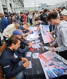 Le public au plus proche des acteurs du GT Le public au plus proche des acteurs du GT