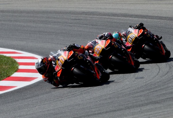 Luttes internes chez KTM au pied du podium (Gold&Goose Red Bull content pool) Luttes internes chez KTM au pied du podium (Gold&Goose Red Bull content pool)