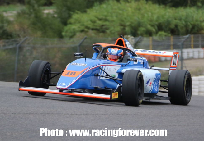 Dorizon s'impose dans la première course ! Dorizon s'impose dans la première course !