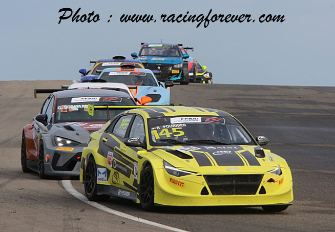 En TCR, Fournier et Scamardi ne se sont pas lâchés ! En TCR, Fournier et Scamardi ne se sont pas lâchés !