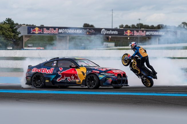 Du show à Magny-Cours (Photo Six:Trante Red Bull Content Pool)