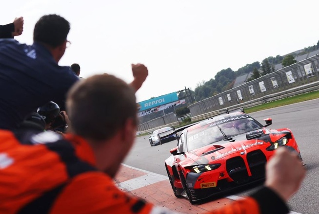 Quel final pour cet ultime sprint ! (Photo SRO/JEP) Quel final pour cet ultime sprint ! (Photo SRO/JEP)