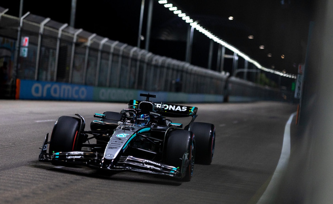 Russell s’impose largement à Singapour © AMG Mercedes F1 Russell s’impose largement à Singapour © AMG Mercedes F1