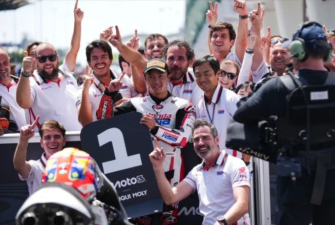 La joie du clan Honda (Photo Honda Racing) La joie du clan Honda (Photo Honda Racing)
